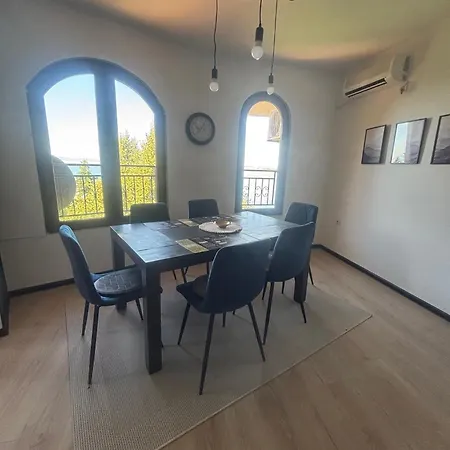 Marina Cape Sky View Lux In *