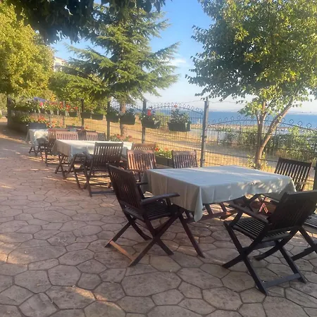 Апартаменты Marina Cape Sky View Lux In *
