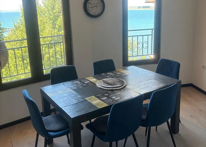 Marina Cape Sky View Lux In アパート *